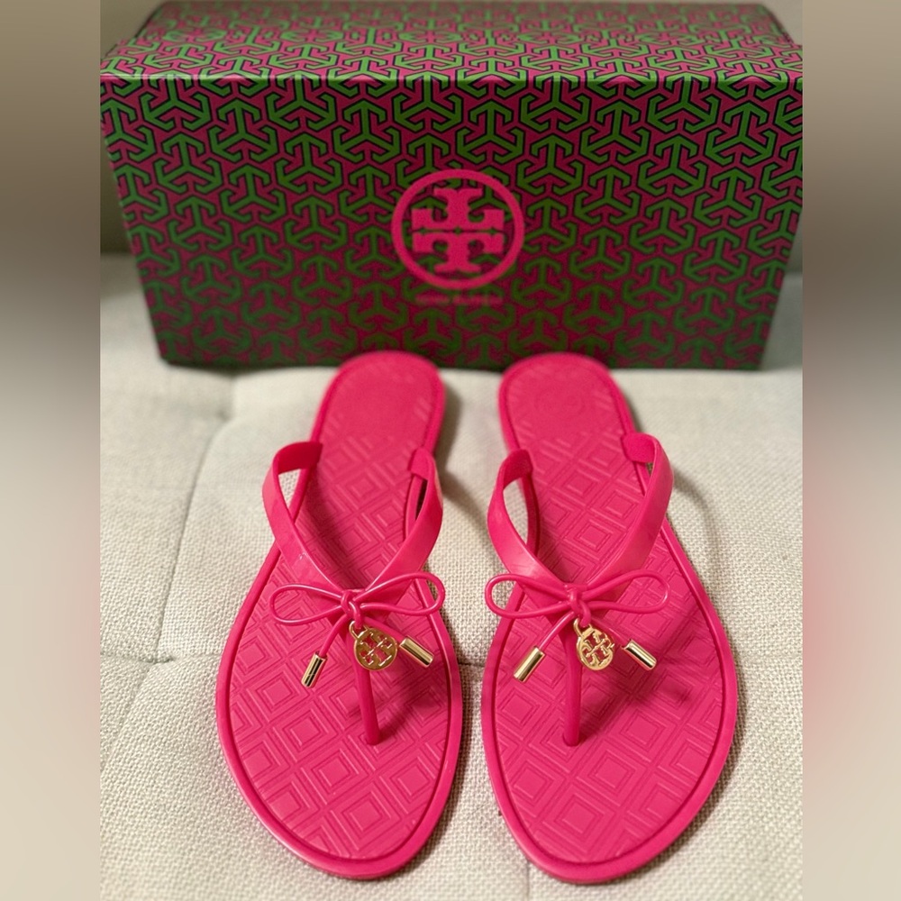 Tory Burch Saucy Pink Jelly Bow Thong flip flop sandals 7